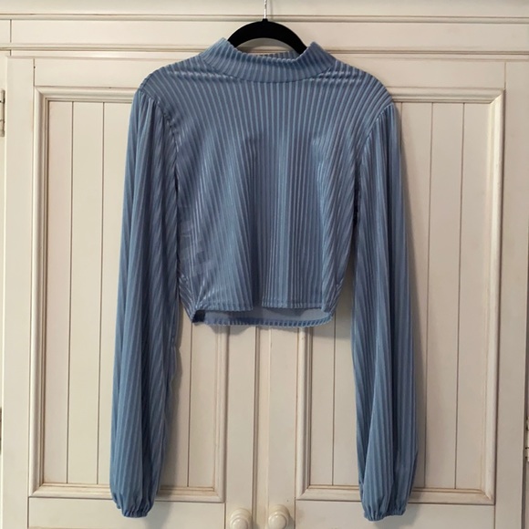 NWOT Altar’d State Velvet Mock Turtle Neck Crop Top - Picture 1 of 5